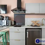 Charming Air-Conditioned Studio With Balcony