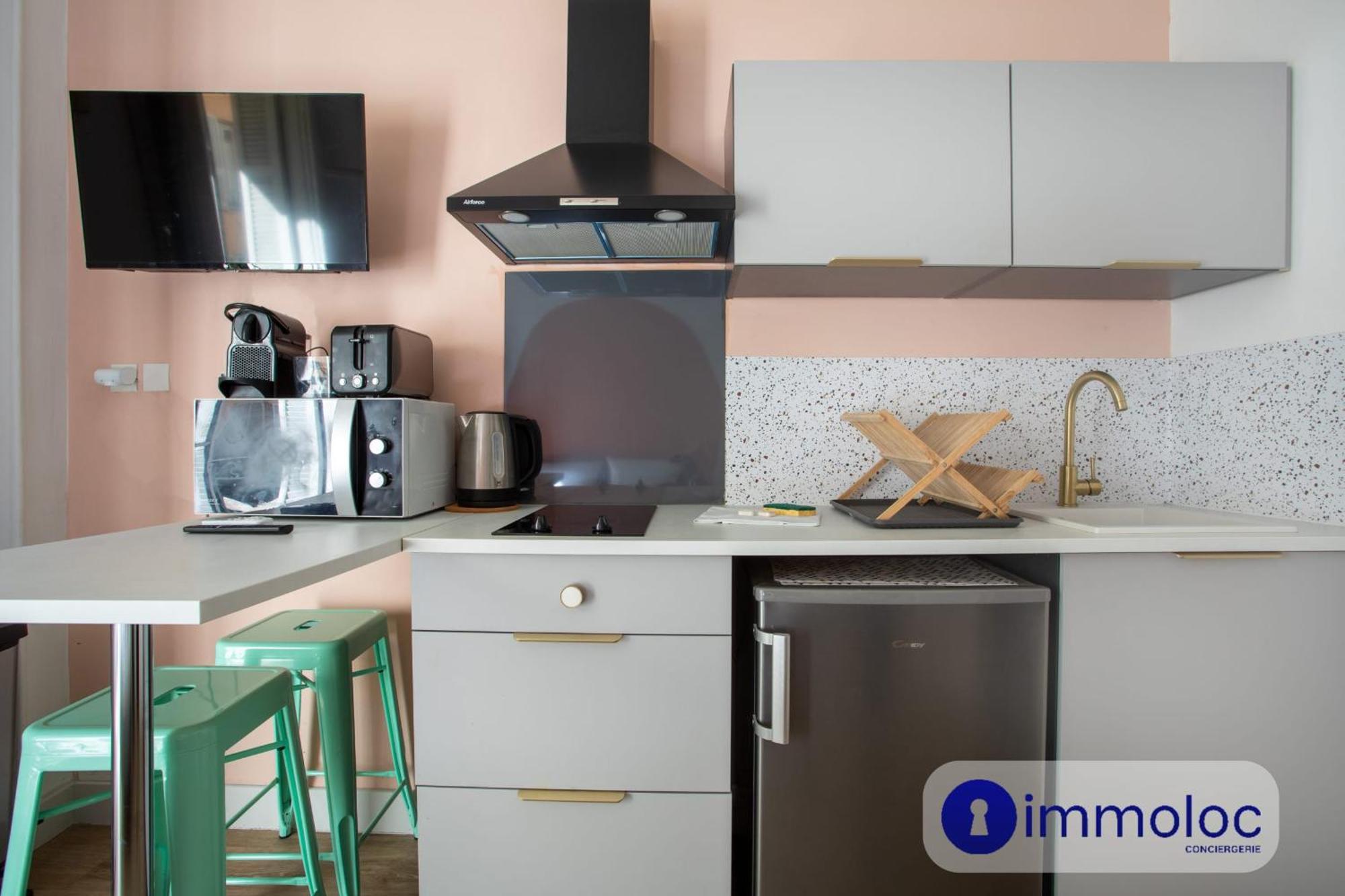 Charming Air-conditioned With Balcony Appartamento *