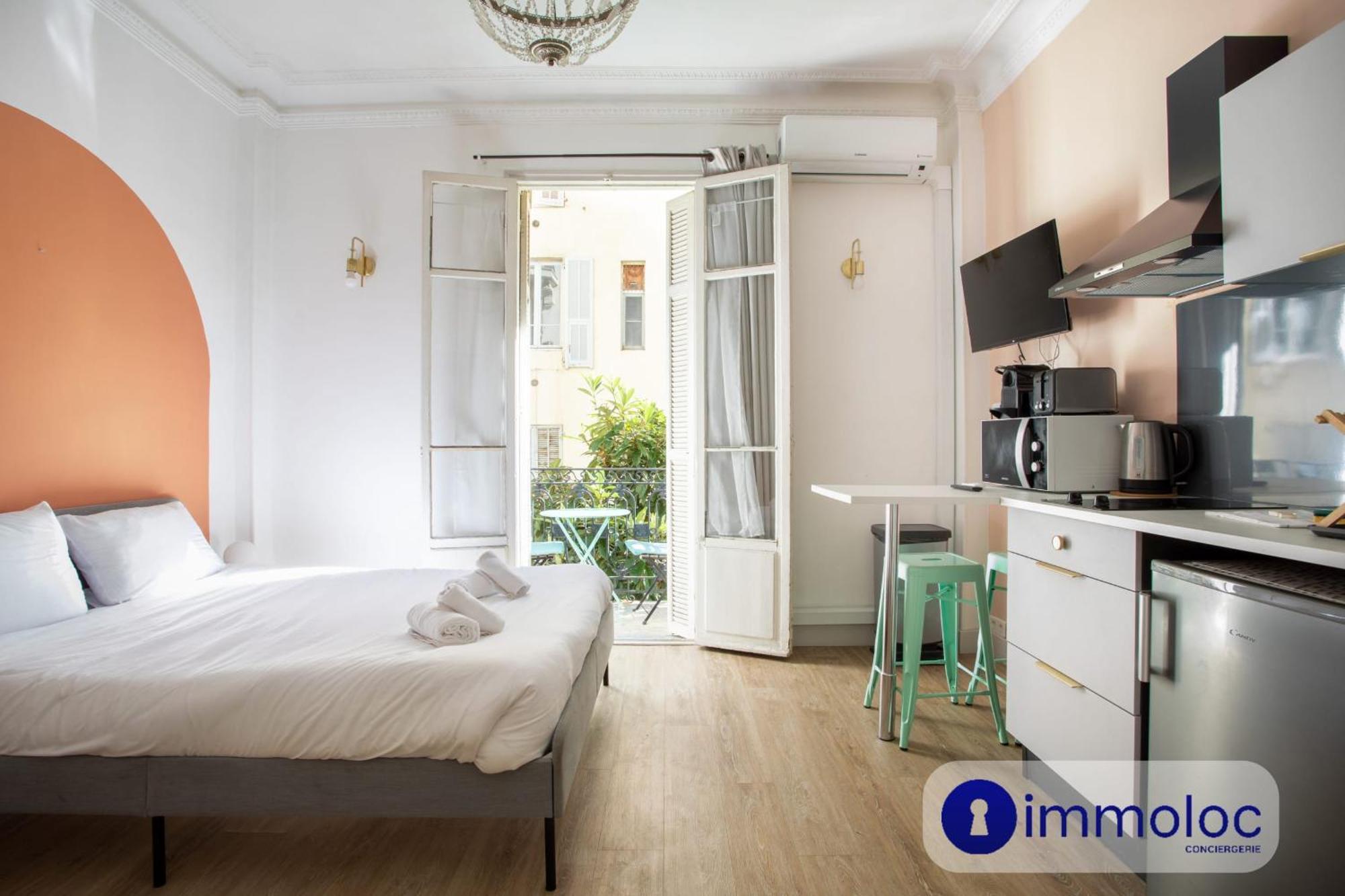 Appartamento Charming Air-conditioned With Balcony *
